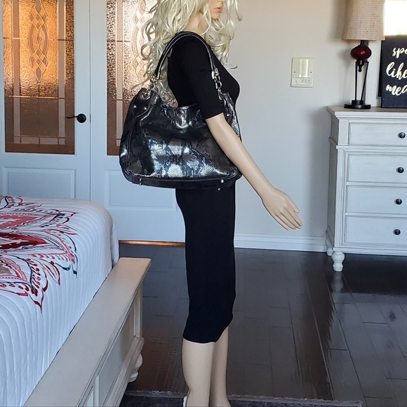 LEATHER CYNTHIA ROWLEY PURSE - Picture 10 of 10